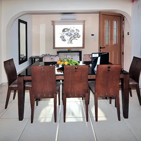 Villa Chronas By Prestige Bookings