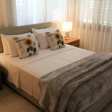 Chronas By Prestige Bookings Coral Bay